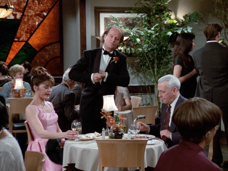 frasier_02x23_026.png