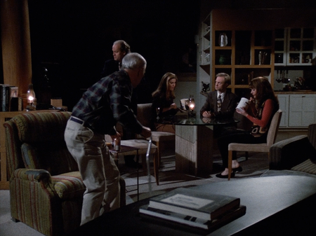 frasier_02x24_026.png