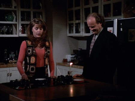 frasier_02x24_046.png