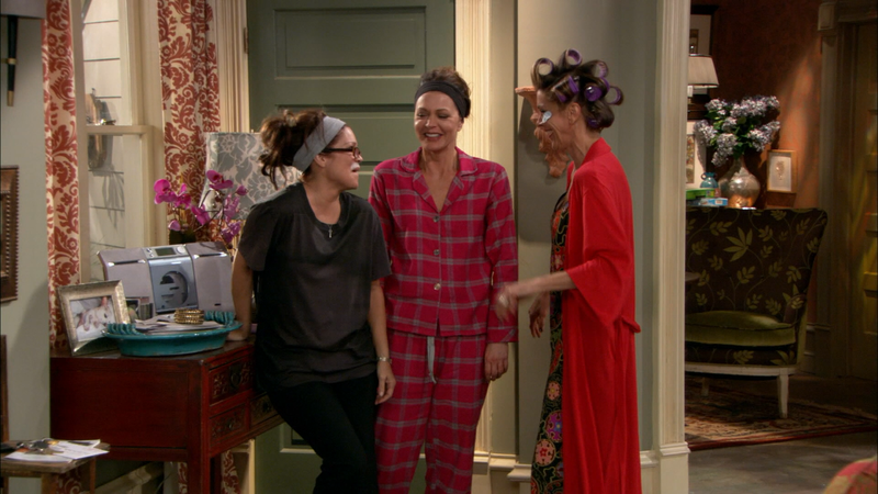 hotincleveland_S02E03_016.png